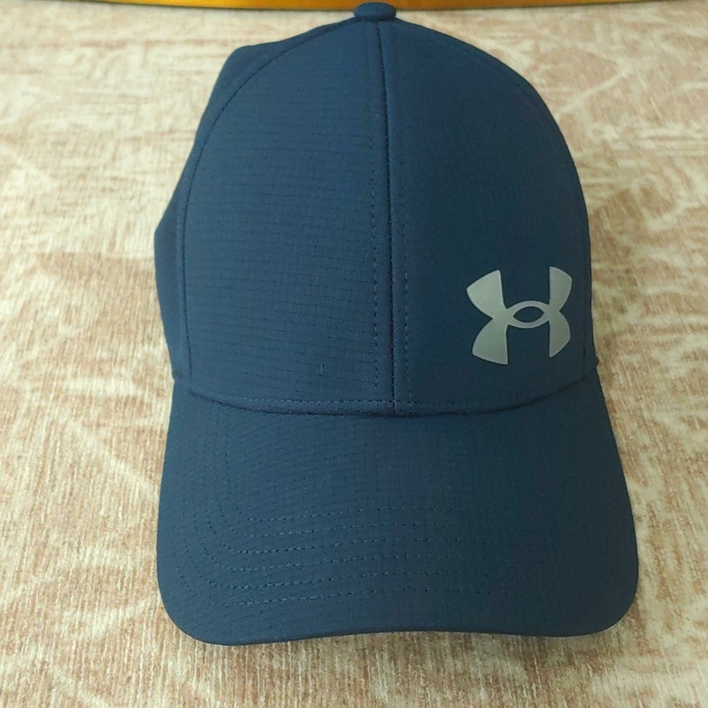 Under Armour Navy blue baseball cap